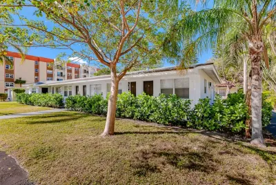 Sunset Garden Pompano